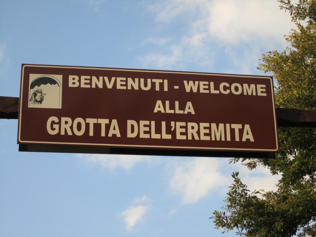 Agriturismo Grotta Dell'Eremita Albano di Lucania Екстер'єр фото