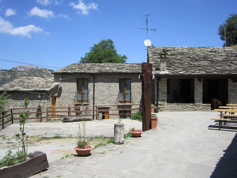 Agriturismo Grotta Dell'Eremita Albano di Lucania Екстер'єр фото